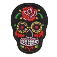 Antsiuvas medžiaginis Skull Black; 7.5x5.5cm