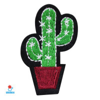 Antsiuvas medžiaginis Cactus; 5.2x3.9cm