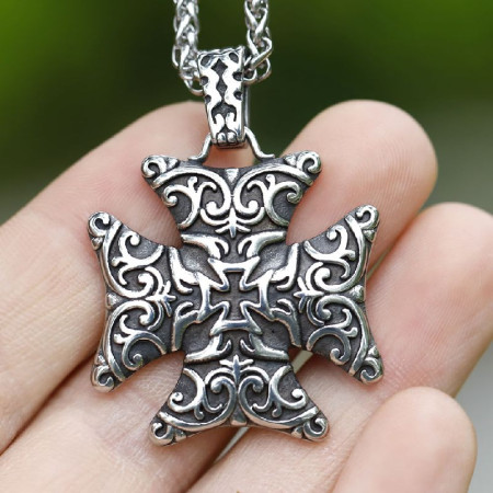 Kaklo papuošalas Cross Nord Style; 3.4cm Kaklo papuošalas Cross Nord Style; 3.4cm