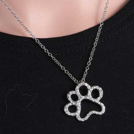 Kaklo papuošalas Šuniuko pėdutė balta; 25x21mm Kaklo papuošalas Šuniuko pėdutė balta; 25x21mm