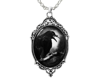 Kaklo papuošalas Gothic Crow Silver; 65x38mm