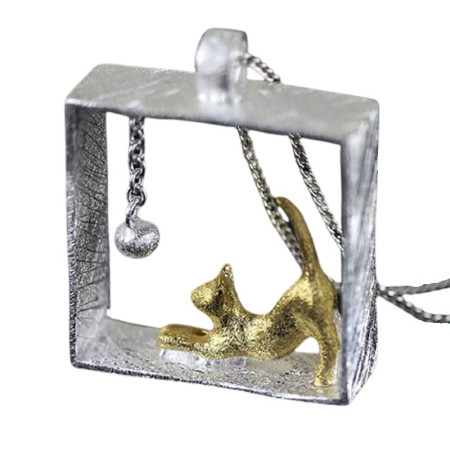 Kaklo papuošalas Square Gold Cat; 23x23mm Kaklo papuošalas Square Gold Cat; 23x23mm