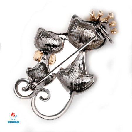 Segė Kačiukai; 4x2.6cm Segė Kačiukai; 4x2.6cm