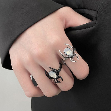 Žiedas Spider Opal Silver; 17.5-21 pritaikomo dydžio Žiedas Spider Opal Silver; 17.5-21 pritaikomo dydžio
